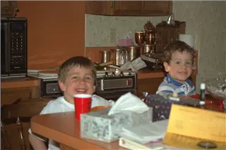 small_9400 0647 family, hi, flowersIMG0097.webp